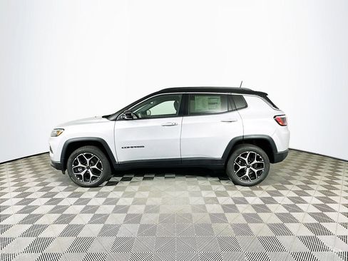 New 2026 Jeep Compass Limited image 5