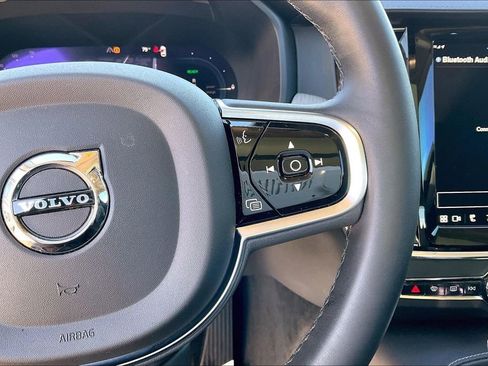 Certified 2023 Volvo S90 T8 Ultimate image 27