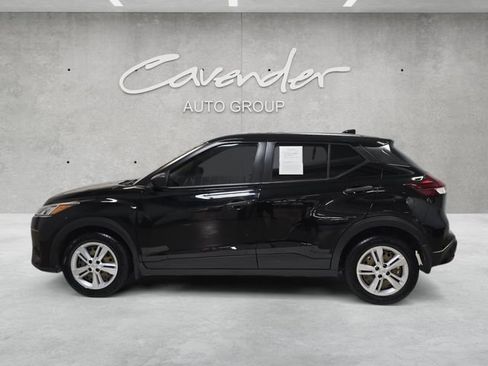 Used 2023 Nissan Kicks S FWD image 13