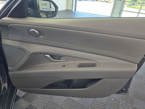 New 2026 Hyundai Elantra Sport FWD image 39