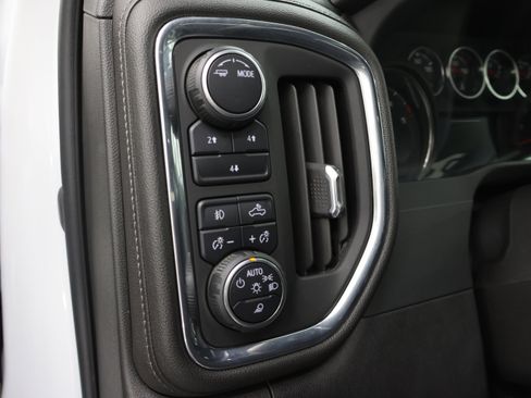 Used 2023 Chevrolet Silverado 2500 LT w/ Convenience Package AWD/4WD image 41