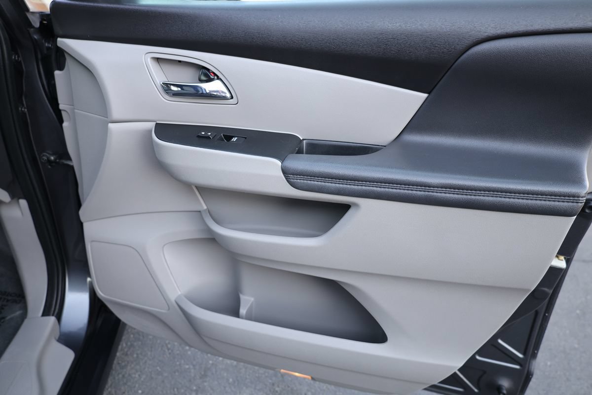 Used 2016 Honda Odyssey EX-L image 17