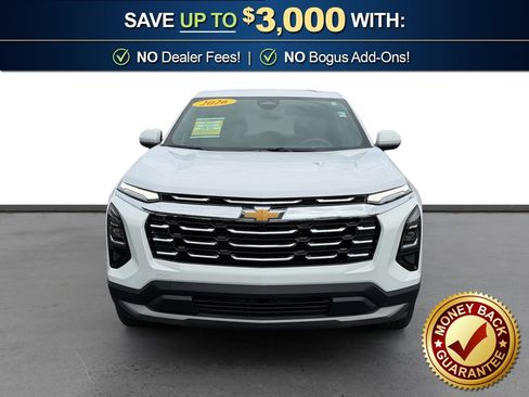 Used 2026 Chevrolet Equinox LT FWD image 11