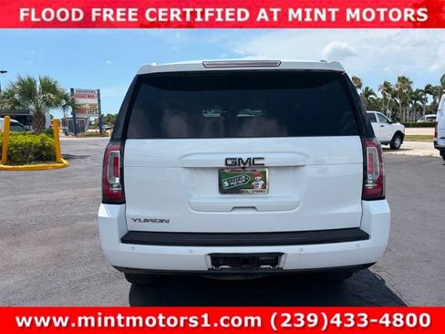 Used 2017 GMC Yukon SLT AWD/4WD image 7