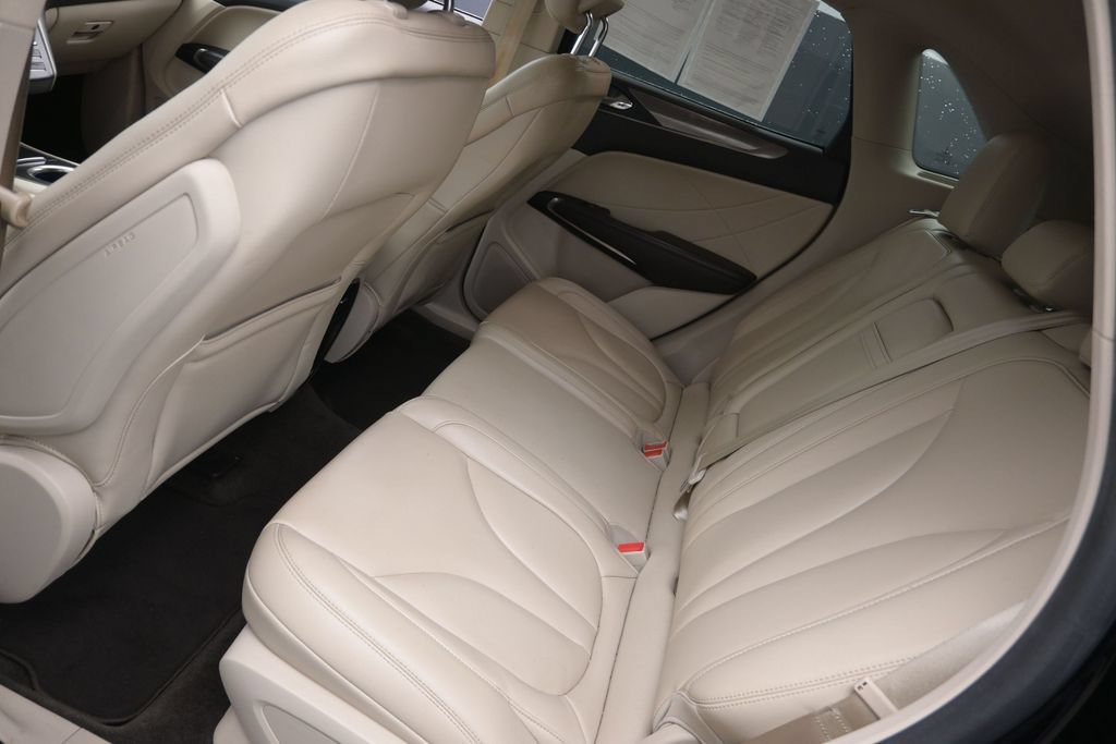Used 2018 Lincoln MKC Premiere FWD image 18