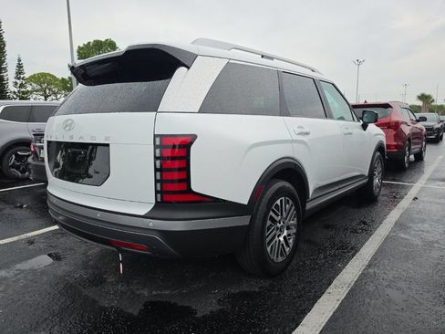 Used 2026 Hyundai Palisade SEL FWD image 15