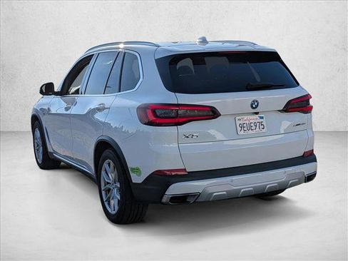 Used 2023 BMW X5 xDrive45e w/ Climate Comfort Package image 7