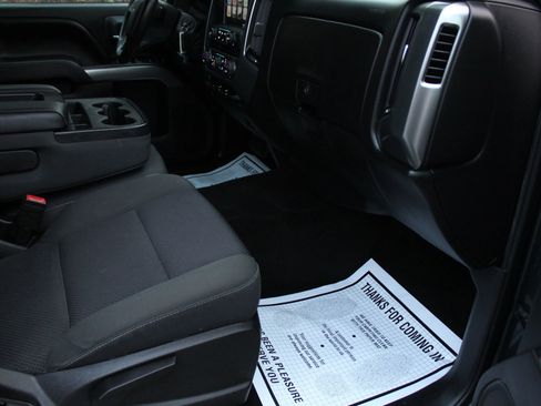 Used 2017 Chevrolet Silverado 1500 LT w/ All Star Edition image 17