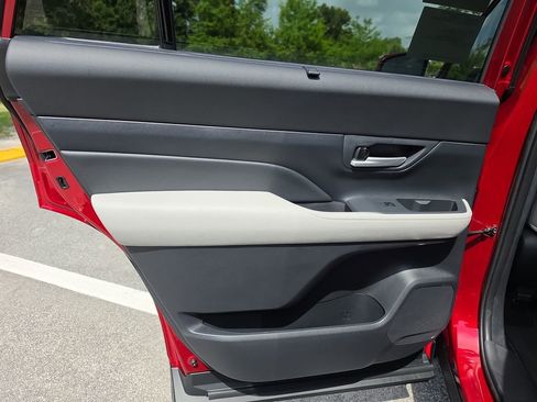 New 2026 Toyota Grand Highlander AWD Hybrid image 31