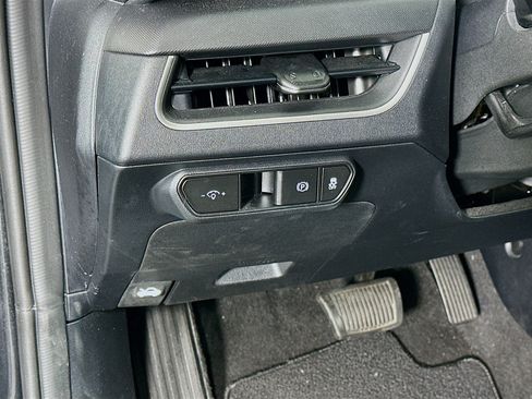 Used 2025 Kia K4 FWD image 17