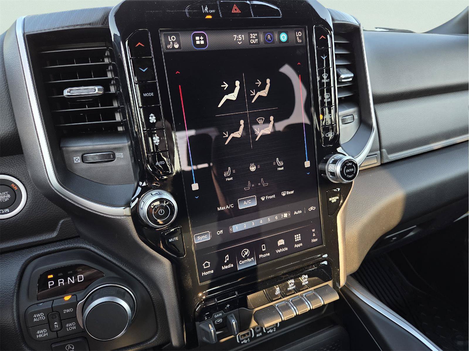 New 2026 RAM 1500 Big Horn AWD/4WD image 7
