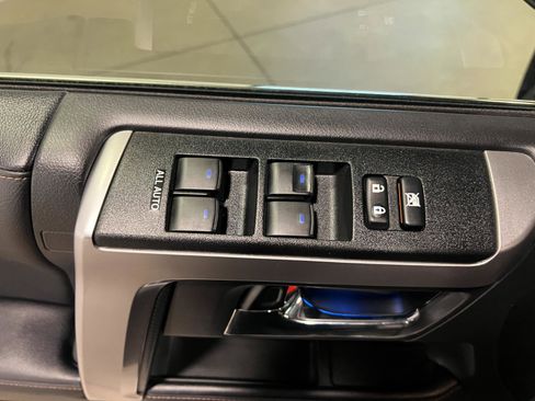 Used 2023 Toyota 4Runner Limited image 26