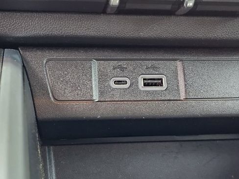 Used 2023 Chevrolet Colorado LT w/ LT Convenience Package III image 22