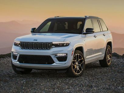 New 2023 Jeep Grand Cherokee Overland w/ Advanced Protech Group III