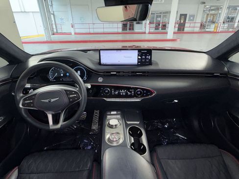 Used 2023 Genesis GV70 3.5T Sport w/ Sport Prestige Package AWD/4WD image 23