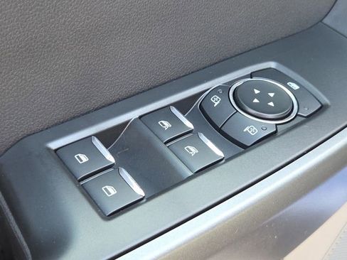 New 2026 Ford F250 XLT w/ FX4 Off-Road Package image 19