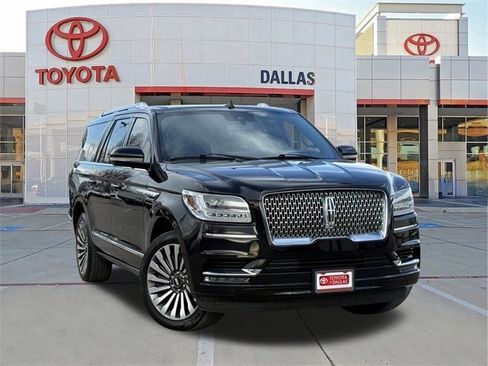 Used 2021 Lincoln Navigator L Reserve image 1