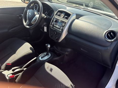 Used 2018 Nissan Versa SV FWD image 17