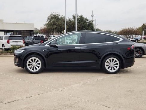 Used 2020 Tesla Model X Long Range image 11