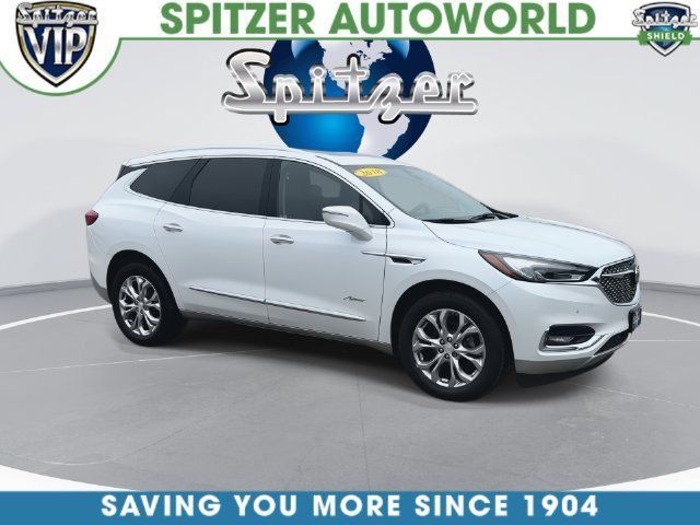 Used 2018 Buick Enclave Avenir w/ Avenir Technology Package FWD image 2