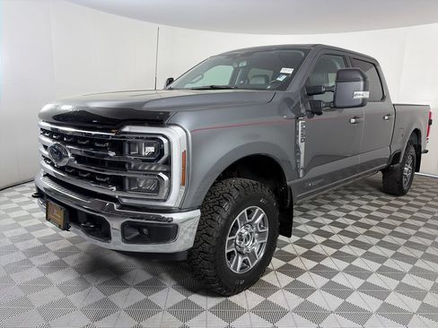 Certified 2024 Ford F250 Lariat AWD/4WD image 3