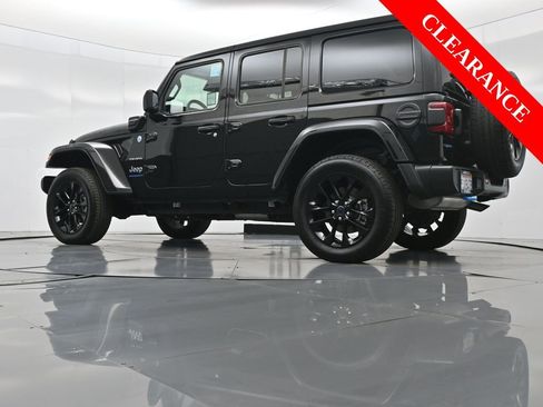 Used 2024 Jeep Wrangler Unlimited Sahara image 54