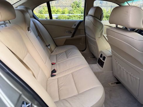 Used 2007 BMW 550i 550i 4dr Sedan image 26