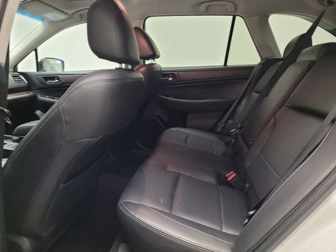 Used 2015 Subaru Outback 2.5i Limited AWD/4WD image 18