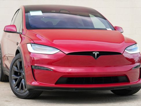 Used 2023 Tesla Model X AWD/4WD image 4
