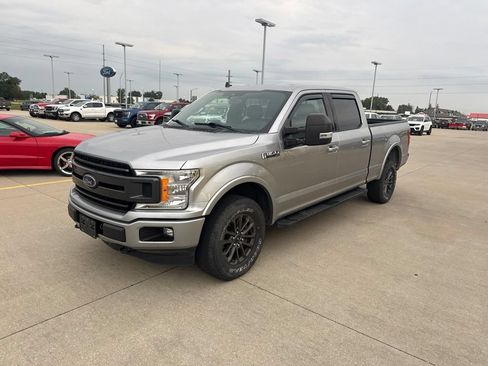 Used 2020 Ford F150 XLT w/ Equipment Group 302A Luxury AWD/4WD image 7