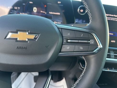 New 2026 Chevrolet Equinox EV LT image 20