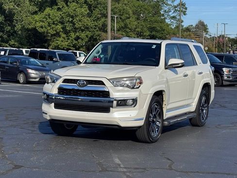 Used 2015 Toyota 4Runner Limited AWD/4WD image 2
