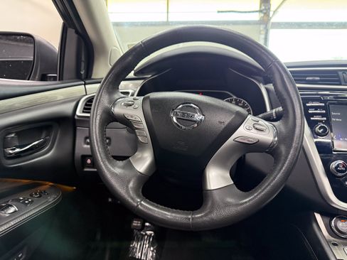 Used 2017 Nissan Murano Platinum AWD/4WD image 16