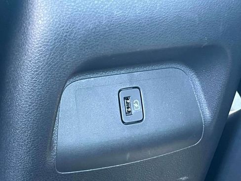 Used 2023 Nissan Sentra SR FWD image 13