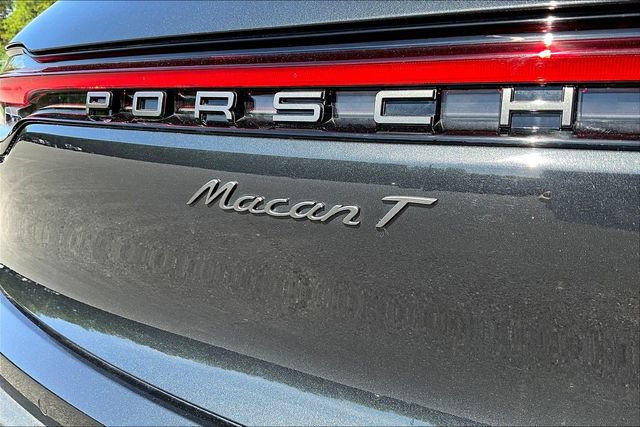Used 2026 Porsche Macan AWD/4WD image 23