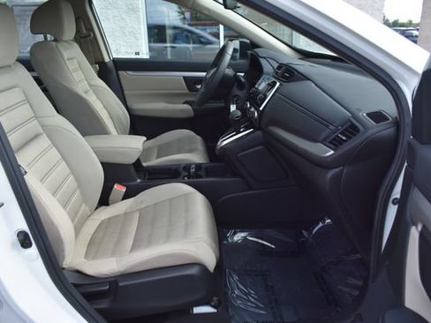 Used 2017 Honda CR-V LX image 36