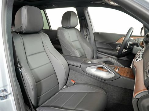 Certified 2025 Mercedes-Benz GLS 450 4MATIC w/ AMG Line Exterior image 13