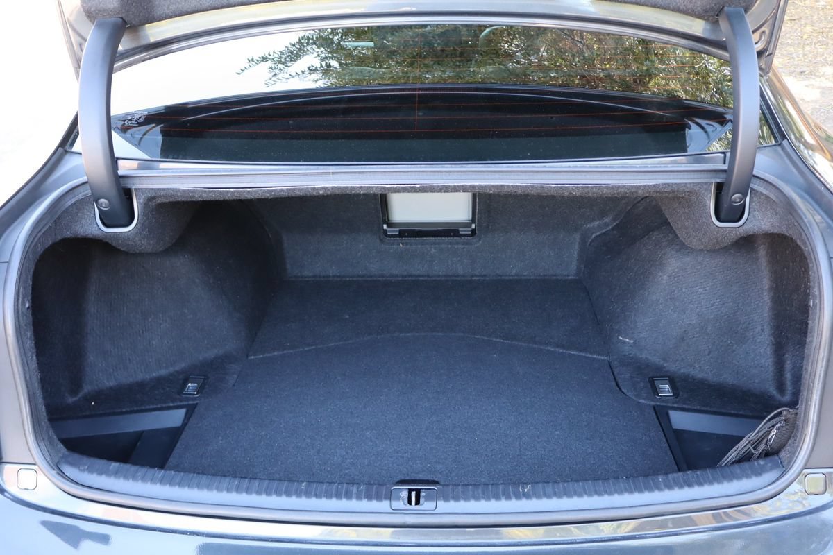 Used 2011 Lexus IS 250 w/ Premium Pkg Value Edition RWD image 14