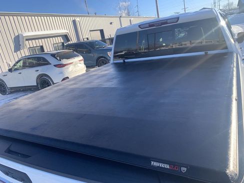 Used 2020 GMC Sierra 2500 Denali w/ Denali Ultimate Package image 11