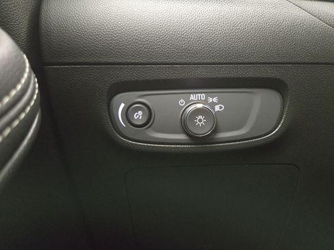 Used 2024 Buick Encore GX Sport Touring w/ Comfort Package FWD image 23