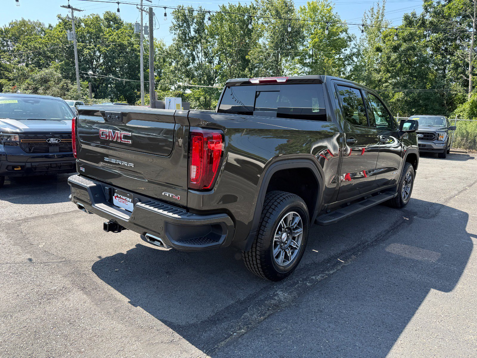 Certified 2024 GMC Sierra 1500 AT4 w/ AT4 Preferred Package AWD/4WD image 5