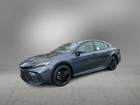 New 2026 Toyota Camry SE image 1