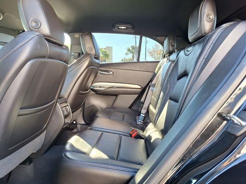 Used 2019 Cadillac XT4 Premium Luxury image 10