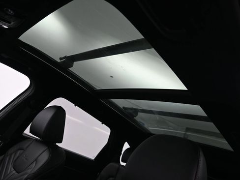 Certified 2024 Kia Sorento SX Prestige image 30