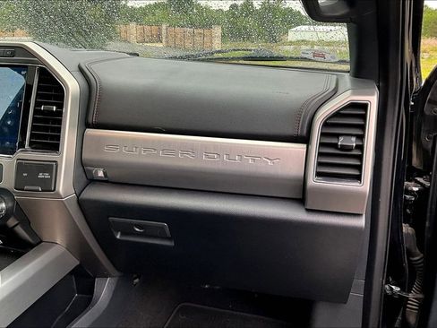 Used 2022 Ford F350 Platinum AWD/4WD image 13