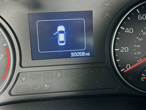 Used 2016 Kia Optima EX w/ Premium Package image 18