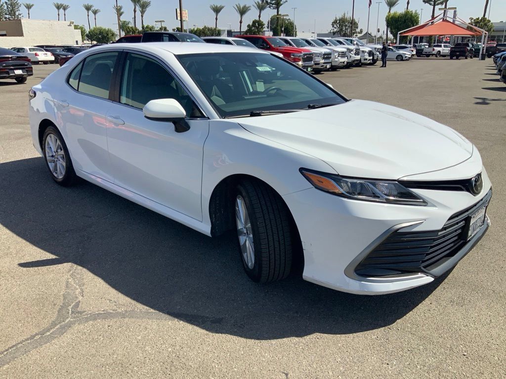 Used 2024 Toyota Camry LE FWD image 3