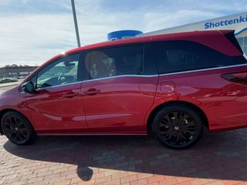 Used 2025 Honda Odyssey Sport-L image 7