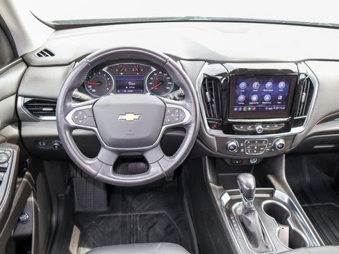 Used 2021 Chevrolet Traverse LT AWD/4WD image 14