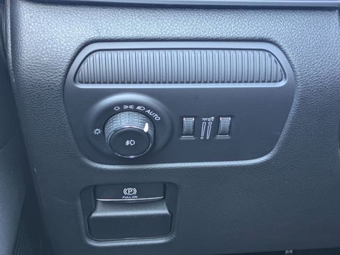 New 2025 Jeep Wagoneer Series II w/ Convenience Group I image 17